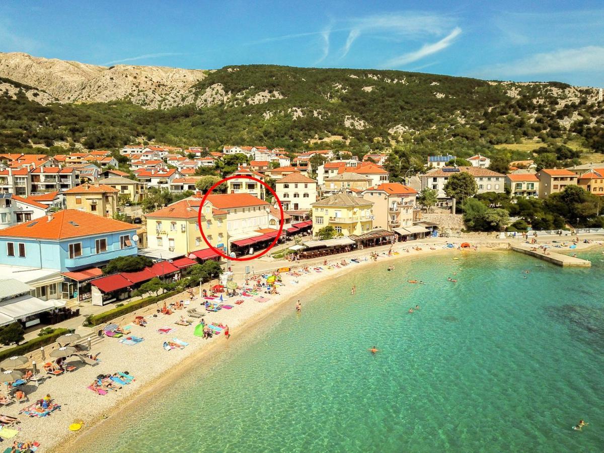 Apartment Bojan With Terrace And Sea View Baška Kültér fotó